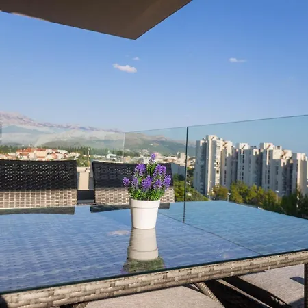 Апартаменты Two Bedroom Сплит