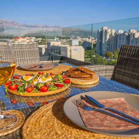 Апартаменты Two Bedroom Сплит